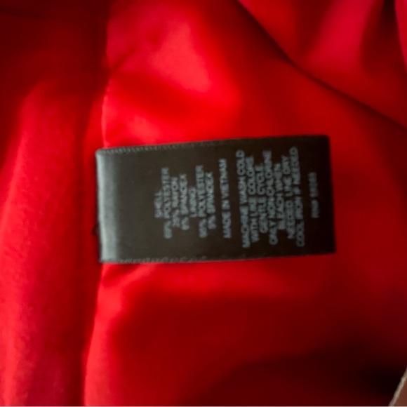 NWT Express Peplum skirt. Size 4 -RED ❤️❤️❤️❤️ So cute!! - Picture 4 of 4